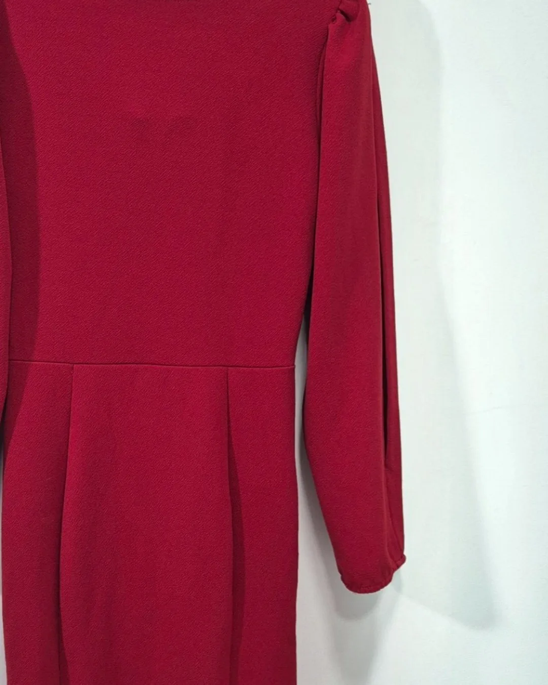 Vestido Midi Vermelho Manga Longa